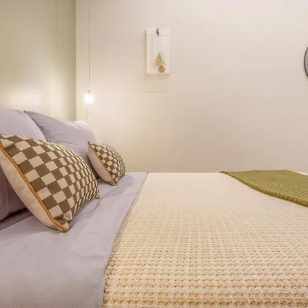 Apartamento Urban Eden Nest - Smart Oasis In The Motor Valley *