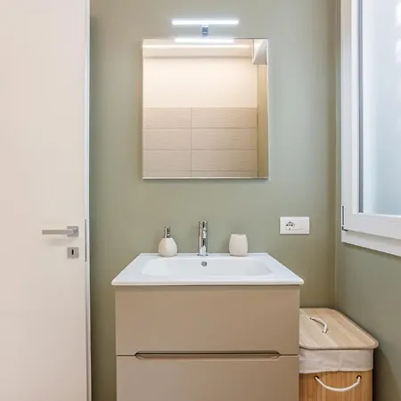 Apartamento Urban Eden Nest - Smart Oasis In The Motor Valley *