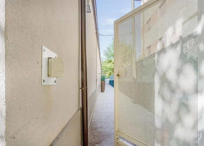 Urban Eden Nest - Smart Oasis In The Motor Valley モデナ